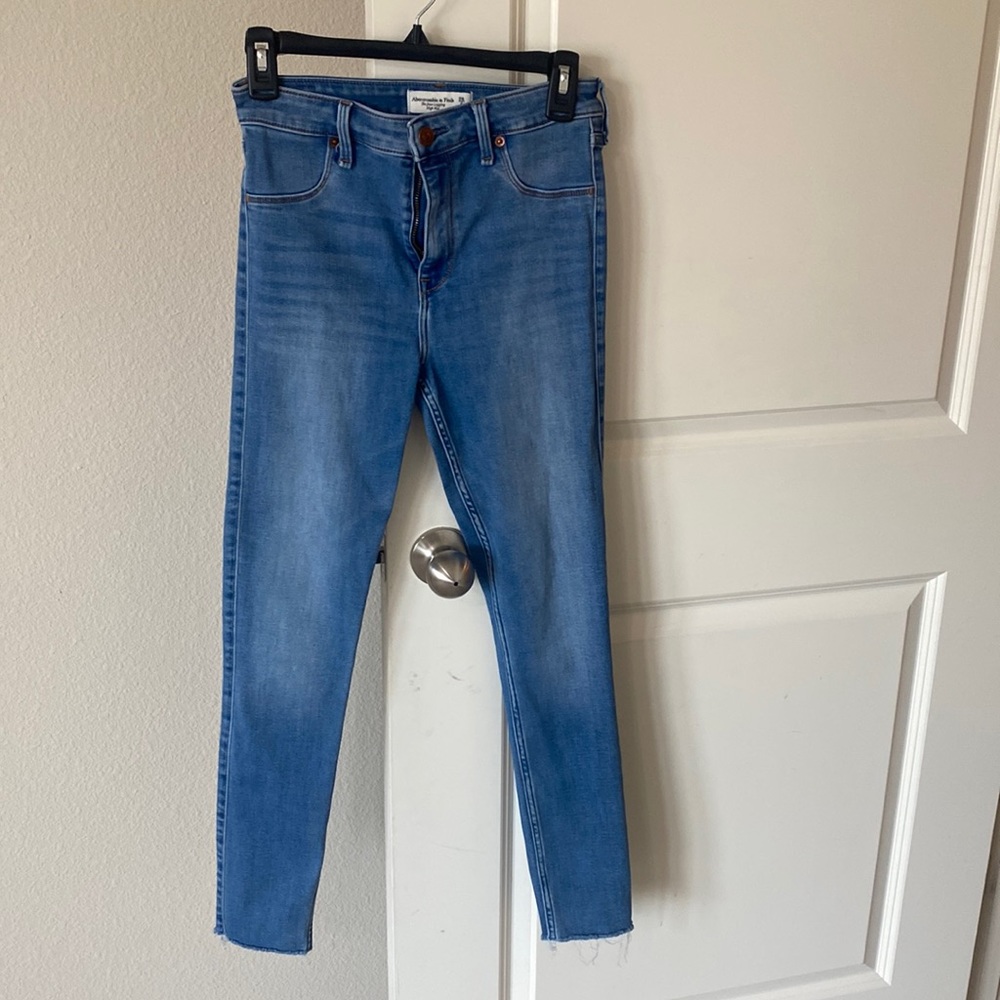 Abercrombie & Fitch High Rise jeans sz 28/6 R